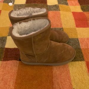 Final Sale!  Koolaburra by UGG Boots Size 8